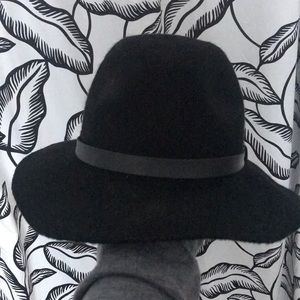 H&M floppy hat
